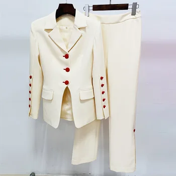 Женский костюм из 2 предметов, Комплект из Узкого жакета и брюк, Крой с красной пуговицей, Индивидуальность